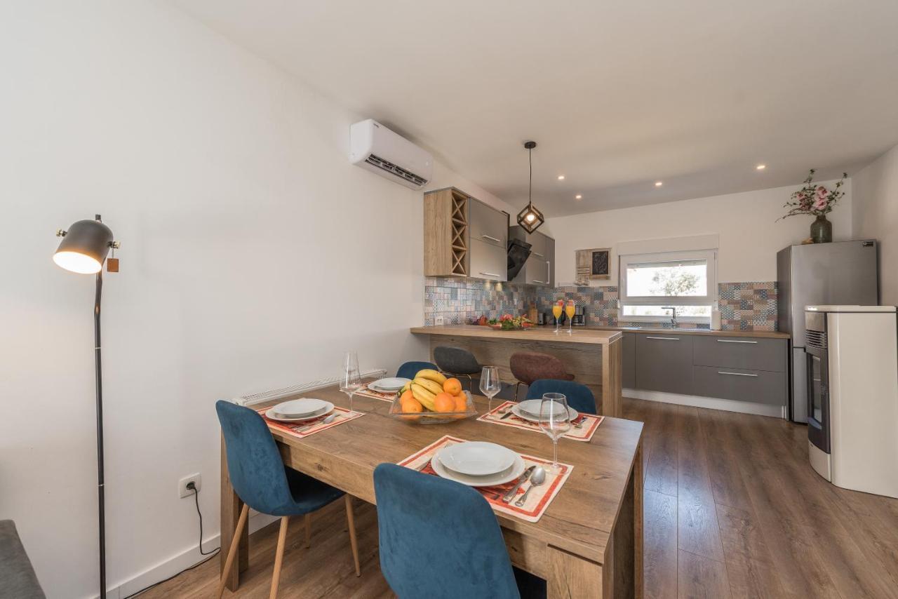 Apartmani Dmarie Privlaka  Kültér fotó