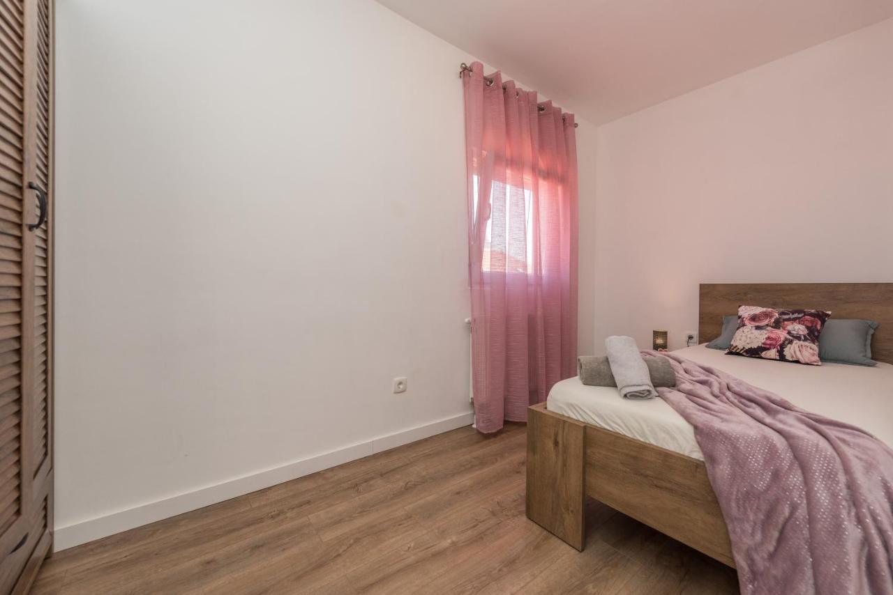 Apartmani Dmarie Privlaka  Kültér fotó