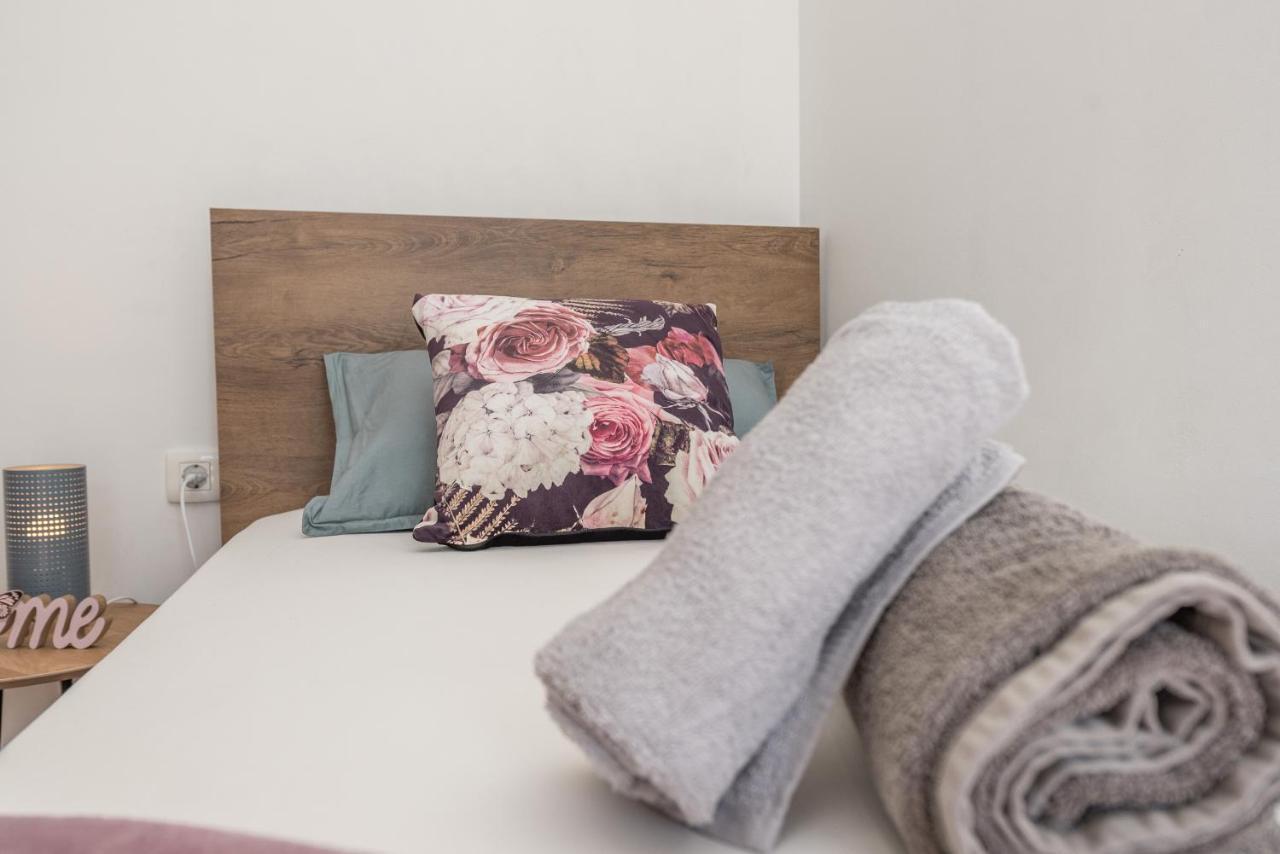 Apartmani Dmarie Privlaka  Kültér fotó