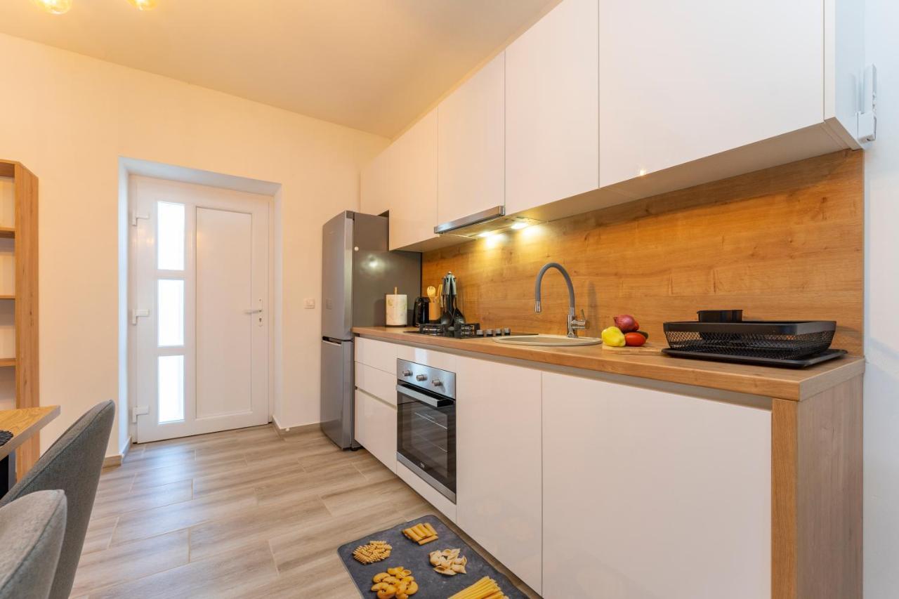 Apartmani Dmarie Privlaka  Kültér fotó