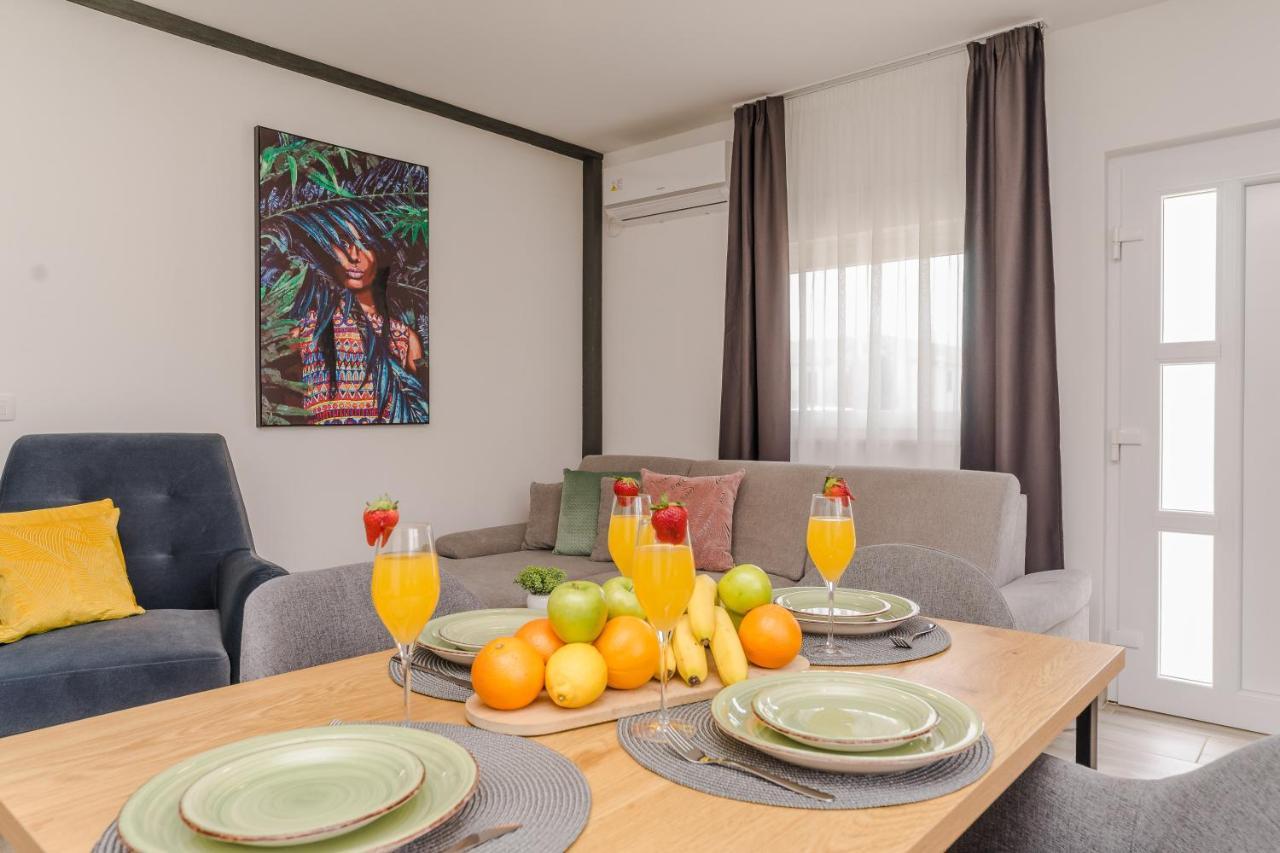 Apartmani Dmarie Privlaka  Kültér fotó